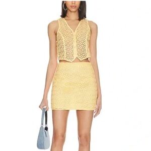 L'Academie Carra Lace Vest + Comilly Lace Mini Skirt Set Size XS NWOT SOLD OUT